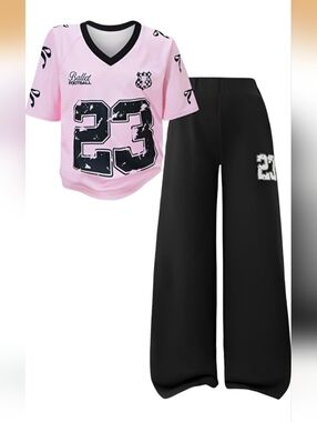 NWT Tween Girls Short Sleeve Graphic T-Shirt Top + Sweatpant 2 Piece Set